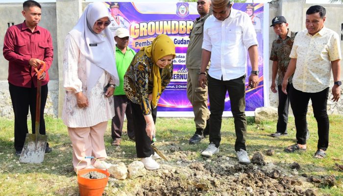 Wagub Idah Syahidah Rusli Habibie Letakkan Batu Pertama Gudang Vertical Dryer dan Serahkan Alsintan di Kabgor