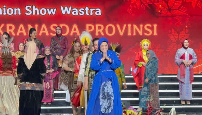 Nani Ismail Mokodongan Memukau di Panggung Nasional lewat Karawo Gorontalo