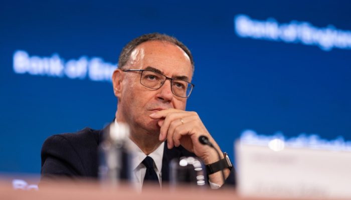 Andrew Bailey: Booming AI Berpotensi Guncang Pasar Keuangan Inggris