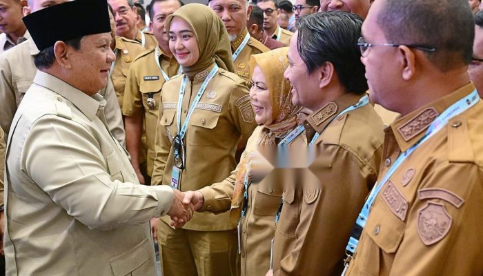 Rakornas TPAKD 2026, Prabowo Menyapa Wagub Idah dan Tanyakan Keluarga B.J. Habibie