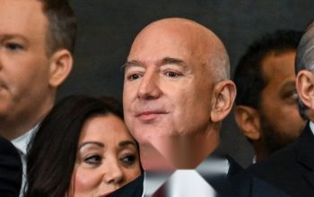 Valuasi Blue Origin Melonjak ke US$140 Miliar, Jeff Bezos Tembus Orang Terkaya Kedua Dunia
