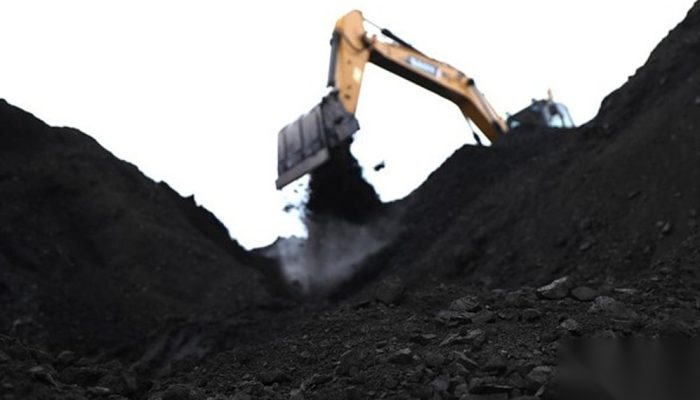 Bahlil Lahadalia Terus Terang Soal Pemangkasan Kuota Produksi Tambang di RKAB 2026