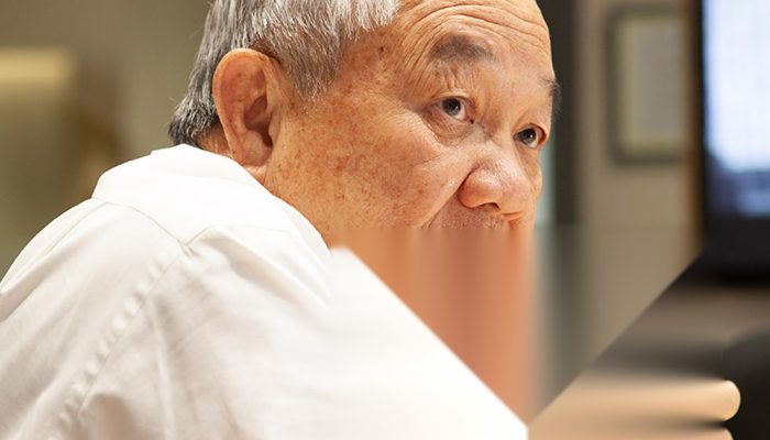 Low Tuck Kwong & Elaine Low Mengalihkan 10,84 Miliar Saham BYAN ke Haji Isam, Transaksi Rp26,09 T (Diskon 80%)
