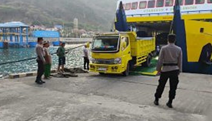 Pengamanan Ketat Kapal Pagimana–Gorontalo, Polsek Pelabuhan Awasi Bongkar Muat Logistik