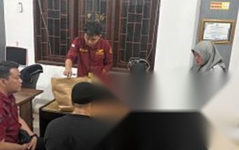 Tahap II Perkara Pengeroyokan, Subdit III Jatanras Polda Gorontalo Serahkan Dua Tersangka ke Kejaksaan Negeri Kota Gorontalo