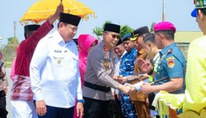 Irjen Pol Nurworo Danang Resmi Menjabat Kapolda Gorontalo, Disambut Adat Mopotilolo