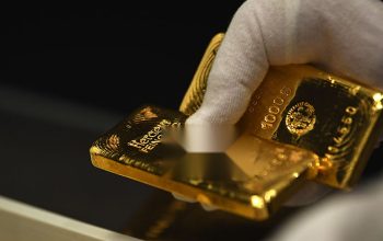 Prediksi Harga Emas Pekan Ini: Putuskan Langkah Jual atau Beli
