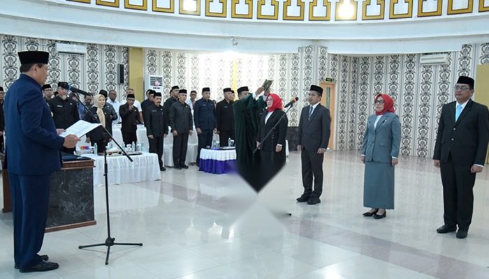 Gusnar Ismail Lantik Empat Pejabat Pimpinan Tinggi Pratama di Gorontalo