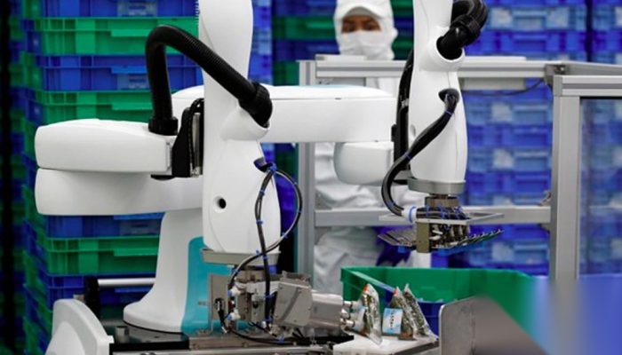 Korea Selatan 1.220 Robot per 10.000 Pekerja Manufaktur (2024), China 166