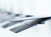 macOS 27.2 Tambah Dukungan Gerakan Sentuh, MacBook Ultra OLED Disebut Segera Meluncur